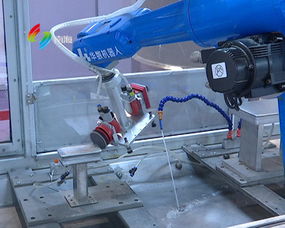 南海企業首創國內雙旋設計工業機器人，引領工業自動化新浪潮